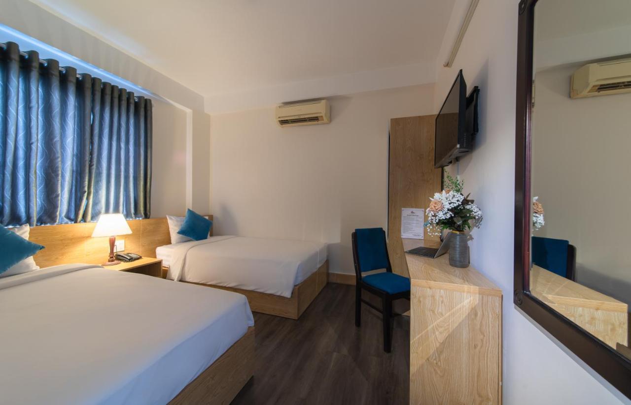 Hotel Starlight Nha Trang Esterno foto