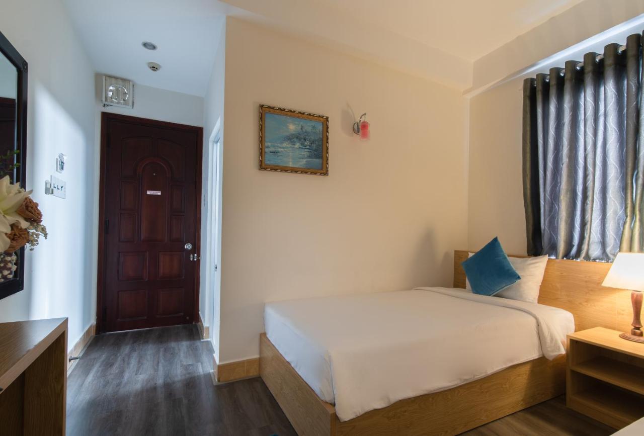 Hotel Starlight Nha Trang Esterno foto