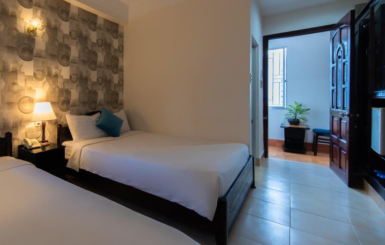 Hotel Starlight Nha Trang Esterno foto