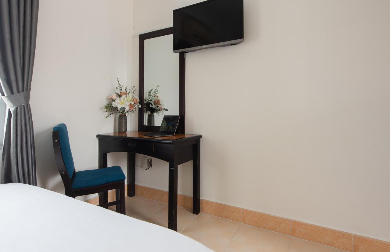 Hotel Starlight Nha Trang Esterno foto
