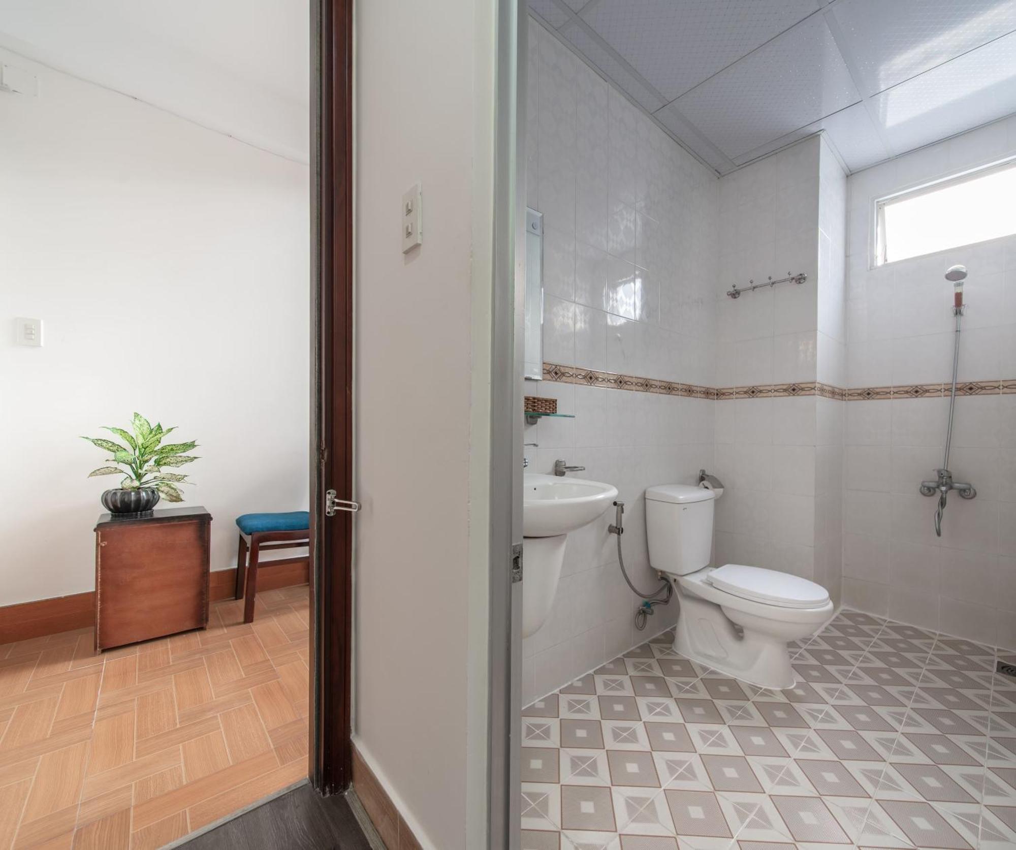 Hotel Starlight Nha Trang Esterno foto